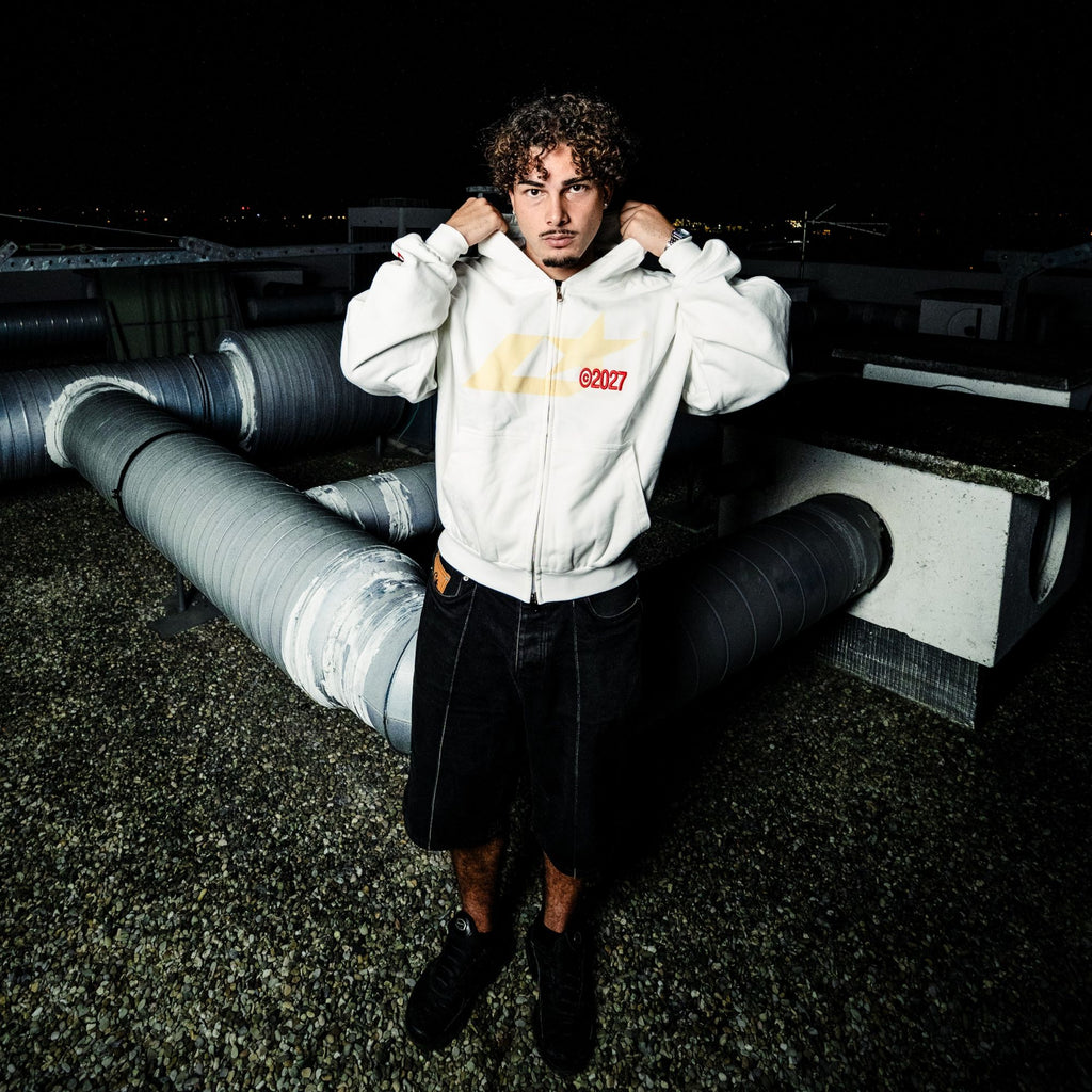 LACKAFF WHITE ZIP