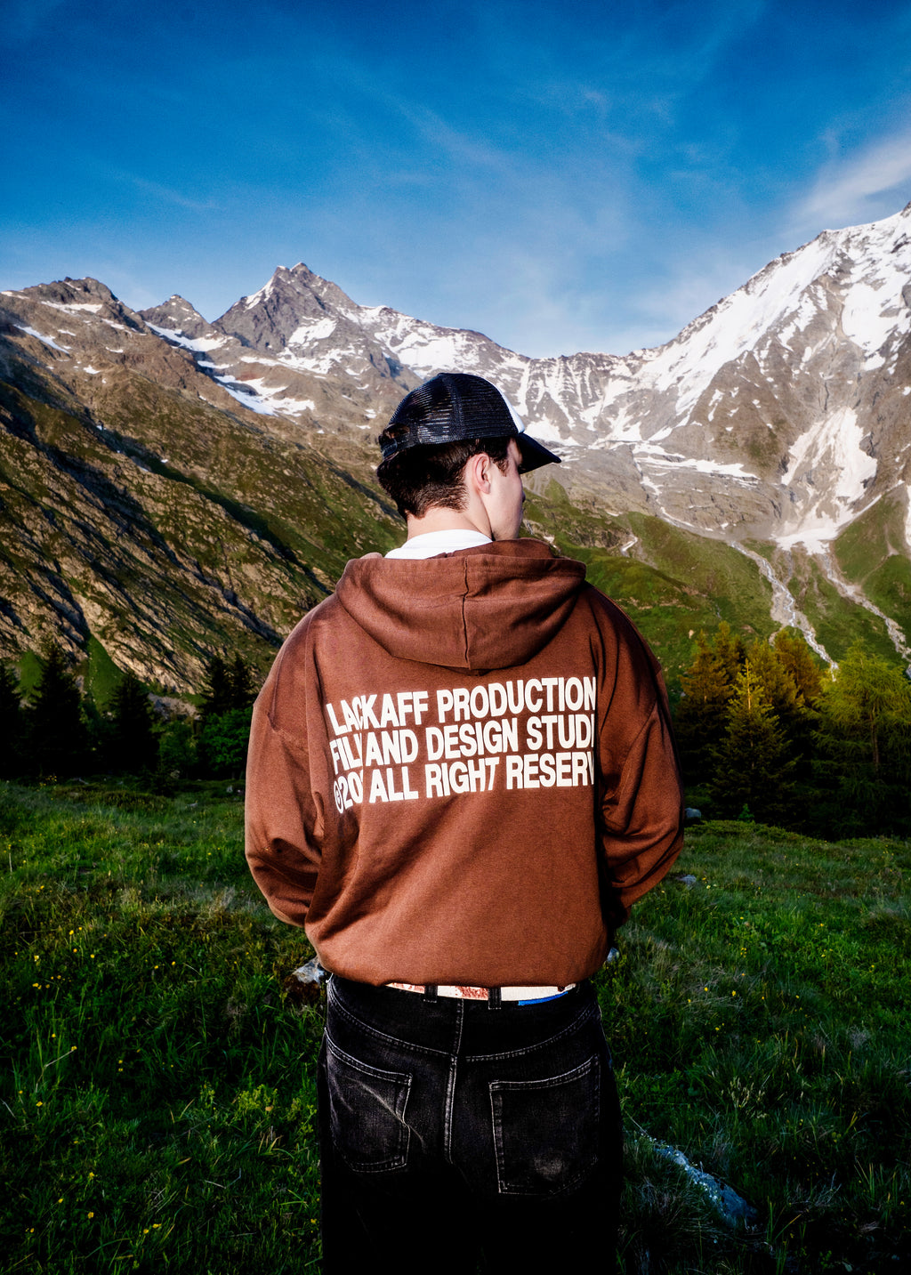 LACKAFF BROWN ZIP