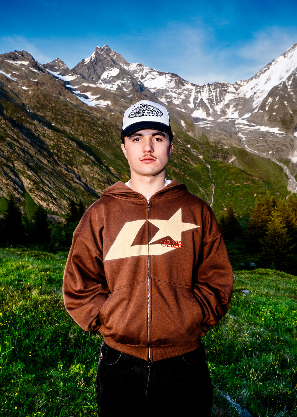 LACKAFF BROWN ZIP